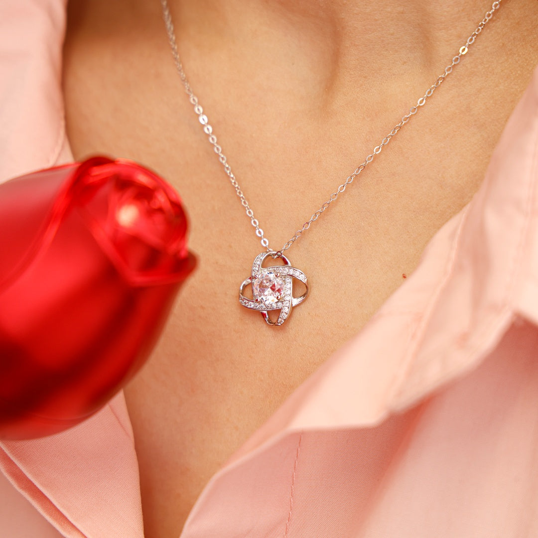 Sterling Silver Necklace with a Luxury Rose Box